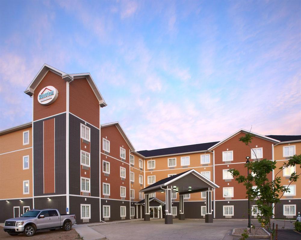 Quality Inn & Suites Estevan Kültér fotó