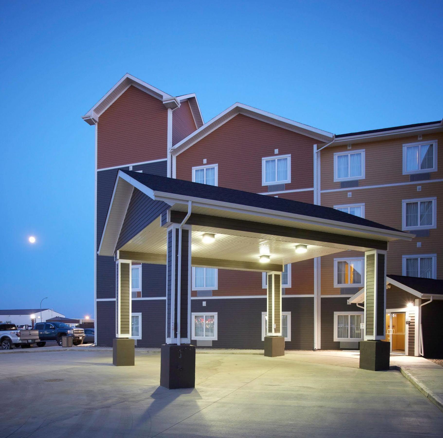 Quality Inn & Suites Estevan Kültér fotó